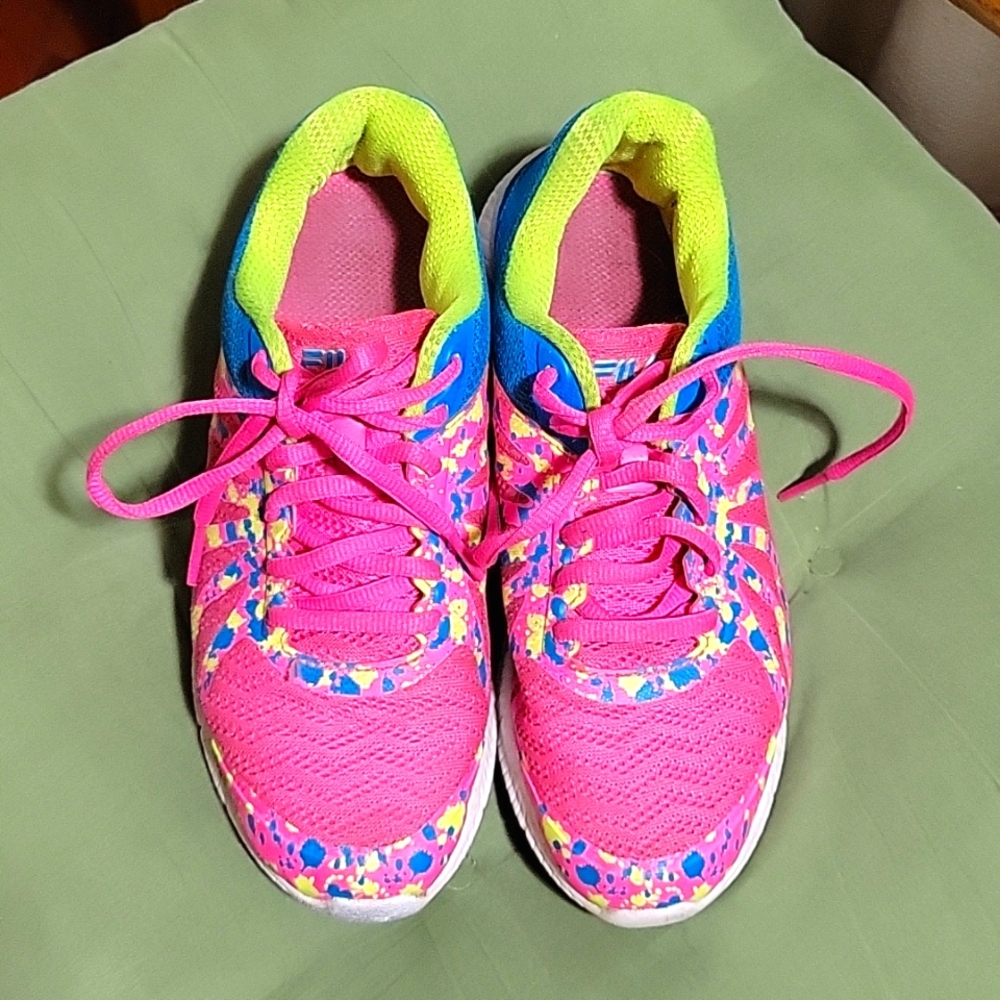 Girls size 4 Fila sneakers